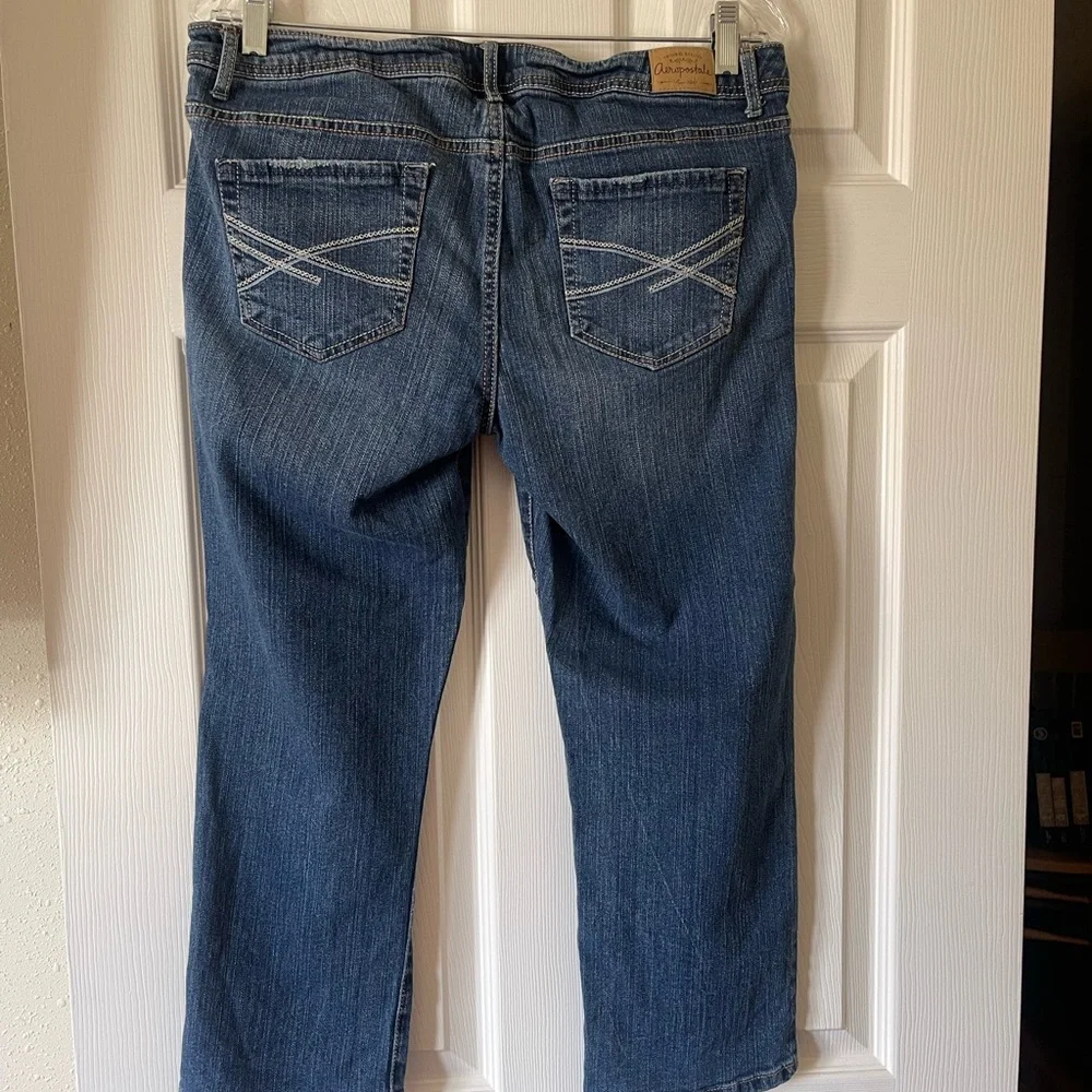 Aeropostale Bayla Distressed Cropped Jeans